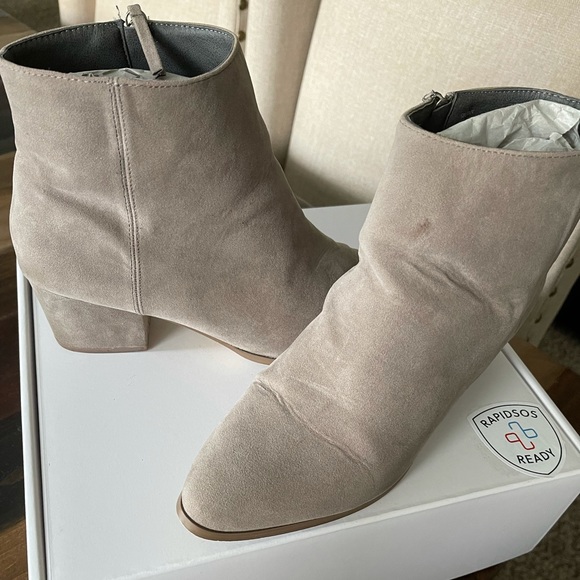 Suede-like Booties - Picture 7 of 7
